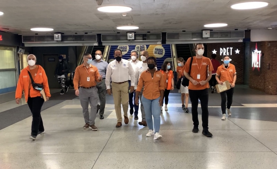 Presidente del CND recorre junto a especialistas del BRC calles de Nueva York y estaciones del Metro para conocer protocolos de actuación.
